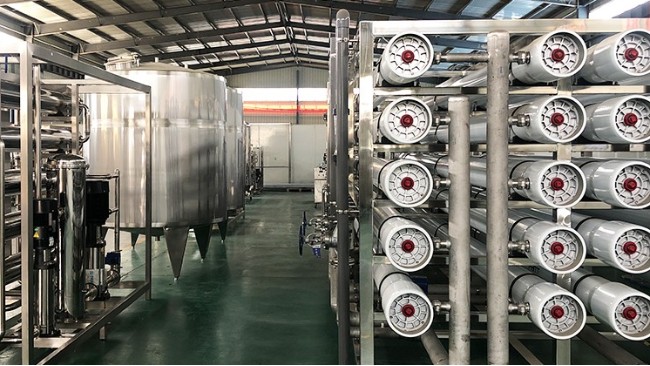 反滲透設備為工業(yè)生產(chǎn)提供穩(wěn)定可靠水源保障